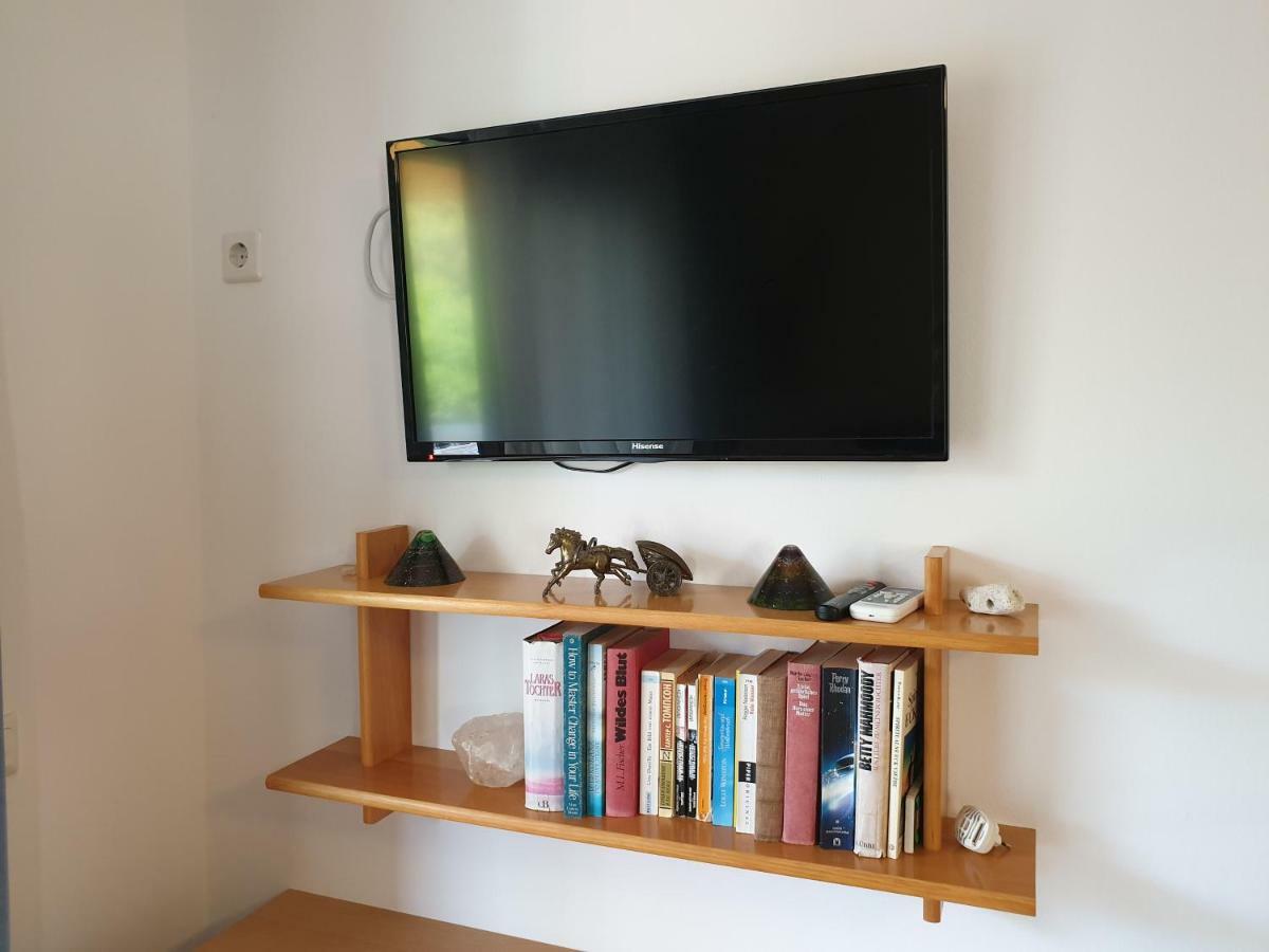 Apartmenthaus Fa Ровин Екстериор снимка